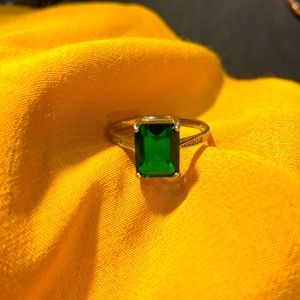Sterling Silver Ring With Faux Green Emerald Solitaire